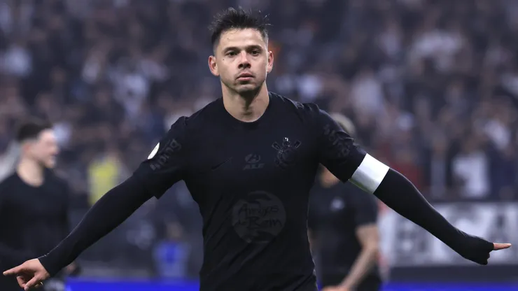 Romero ainda não definiu a situação contratual com o Timão