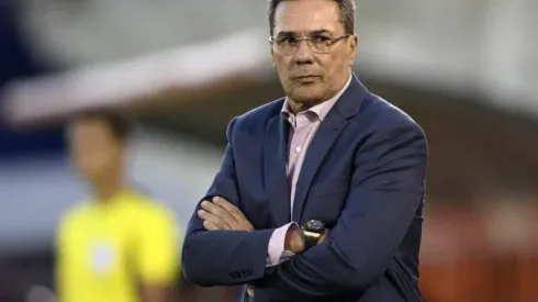 Luxemburgo comenta sobre Adriano no Flamengo. Foto: Juan Mabrobata / AFP -