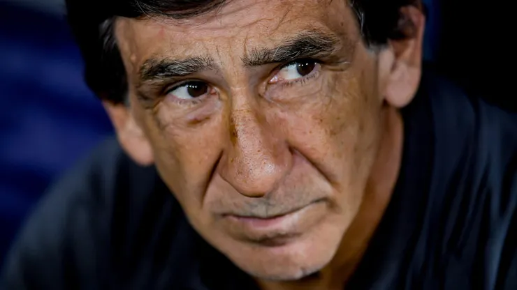 Gustavo Costas projetou a primeira partida da Recopa contra Botafogo e vê elenco alvinegro tão poderoso quanto em 2024