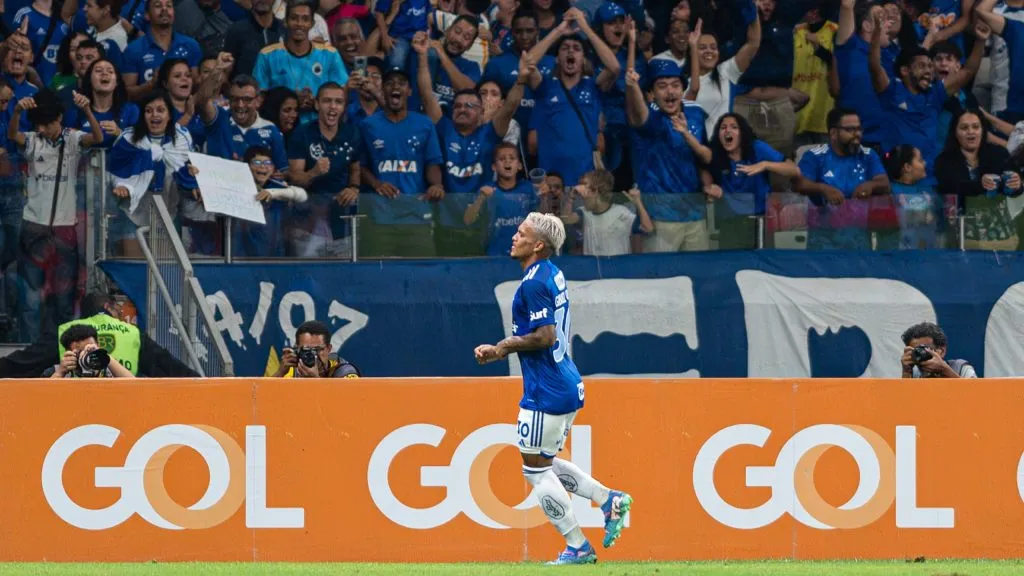 Cruzeiro pelo Brasileirão no Mineirão. Foto: Alessandra Torres/AGIF