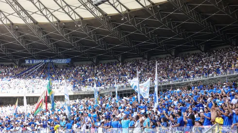 Torcida do Cruzeiro no Mineirão. Foto: Gilson Lobo/AGIF