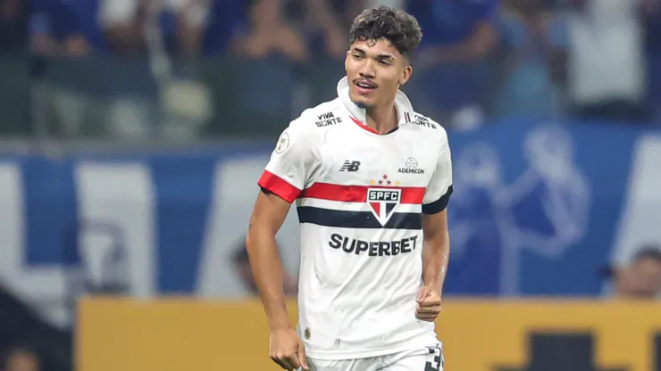 Arsenal ou Chelsea? A notícia bombástica sobre William Gomes no São Paulo
