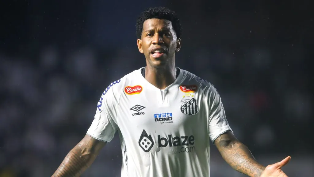 Gil toma decisão nos bastidores do Santos – Foto: Reinaldo Campos/AGIF