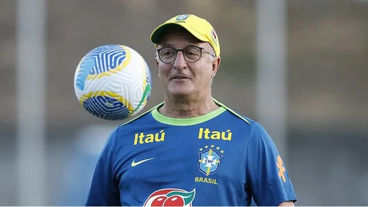 Dorival Júnior no treino da Seleção Brasileira. Foto: Rafael Ribeiro/CBF