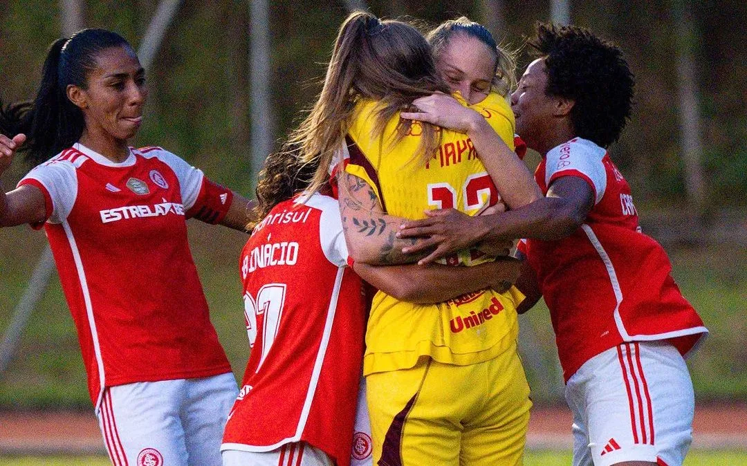 Gurias Coloradas despacham o Juventude e comemoram a classificação na final do Gauchão Feminino. Foto: Filype Maciel/Internacional
