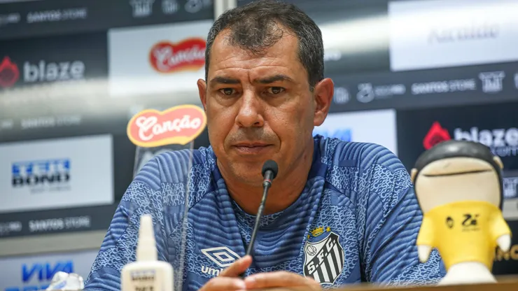 "Vocês não sabem o que é pressão": Carille gera polêmica e futuro fica incerto