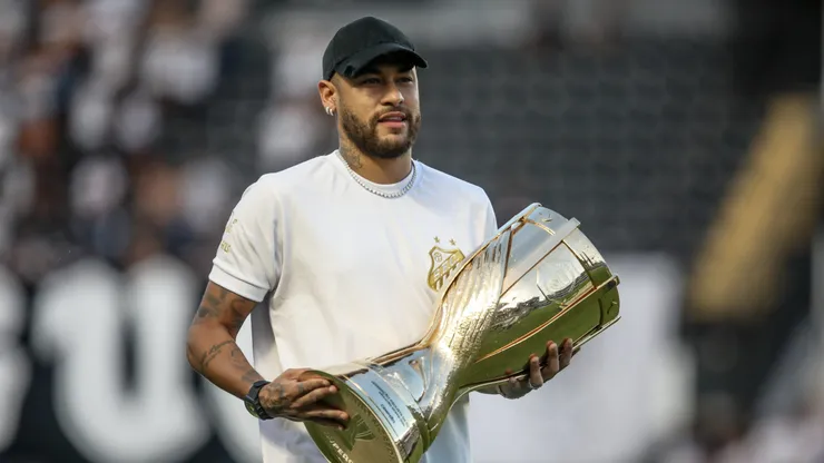 No Paulistão, Neymar esteve presente na Vila Belmiro