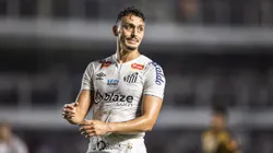 Diego Pituca em partida contra o Novorizontino