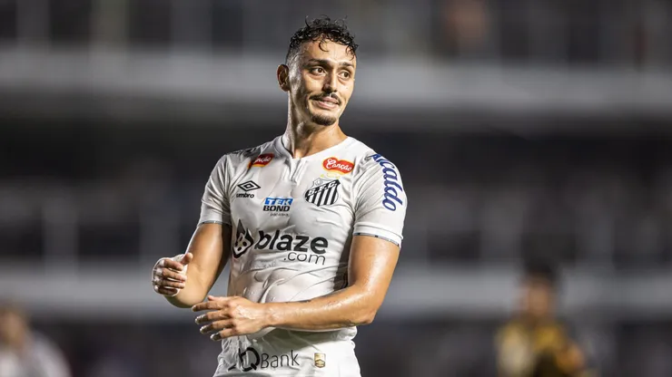 Diego Pituca em partida contra o Novorizontino