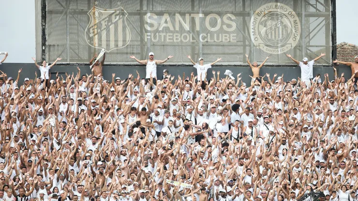 Torcida do Santos não perdoa: após acesso, cobra mais do elenco e critica Carille