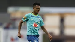 Estêvão treinando com a Seleção Brasileira de Dorival Júnior.