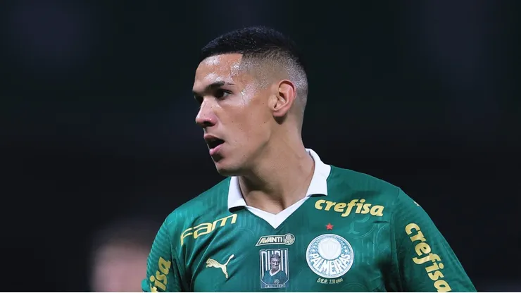 Naves quer mais minutagem na carreira e deve deixar o Palmeiras