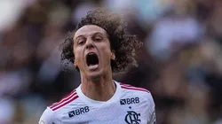 David Luiz tem contrato com o Mengão até 31 de dezembro.