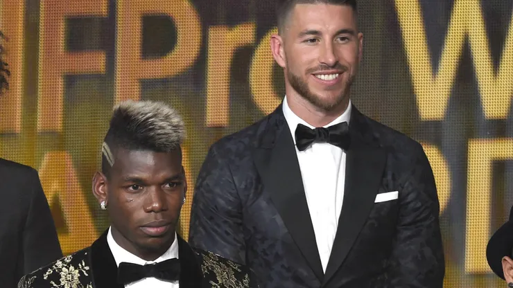 Pogba e Sérgio Ramos na premiação do Bola de Ouro de 2015. Foto: IMAGO.