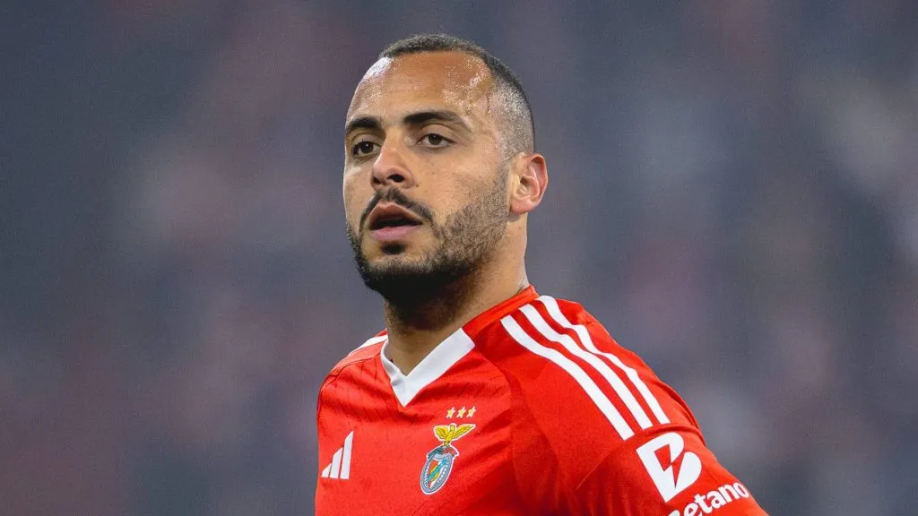 Arthur Cabral interessa ao Botafogo - Foto: IMAGO/Sports Press Photo.