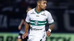 Foto: Divulgação/ Coritiba - Lucas Ronier, jogador do Coritiba, é alvo do Internacional