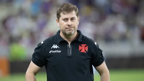 Rafael Paiva tecnico do Vasco durante partida contra o Fortaleza. Foto: Baggio Rodrigues/AGIF