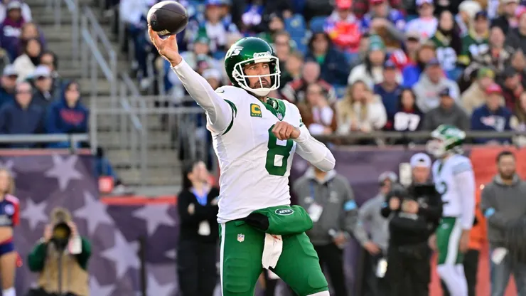 New York Jets quarterback Aaron Rodgers. Eric Canha/CSM Credit Image: Â Eric Canha/Cal Media Foxborough