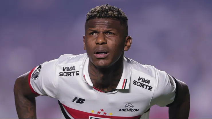 Arboleda preocupa o Tricolor, mas avanaça em recuperação - Foto: Ettore Chiereguini/AGIF
