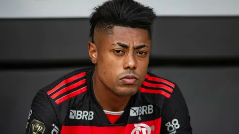 Bruno Henrique vai cumprir suspensão