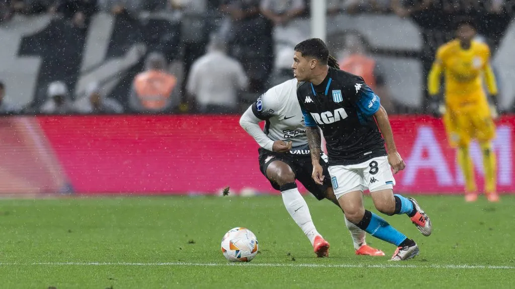 Quintero se destacou contra o Corinthians - Foto: Anderson Romão/AGIF.