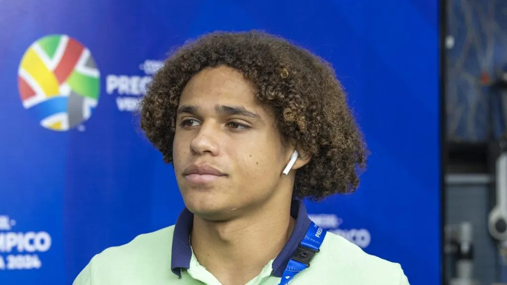 Biro nos tempos de pré-olímpico com a Seleção.