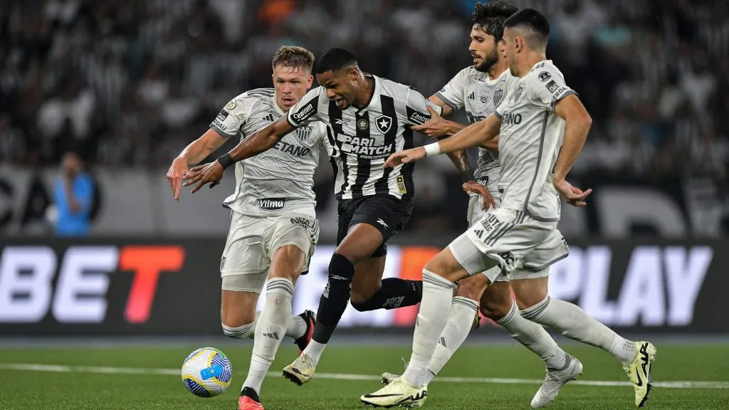 Brasileiros vão decidir a final da Libertadores - Foto: Thiago Ribeiro/AGIF.
