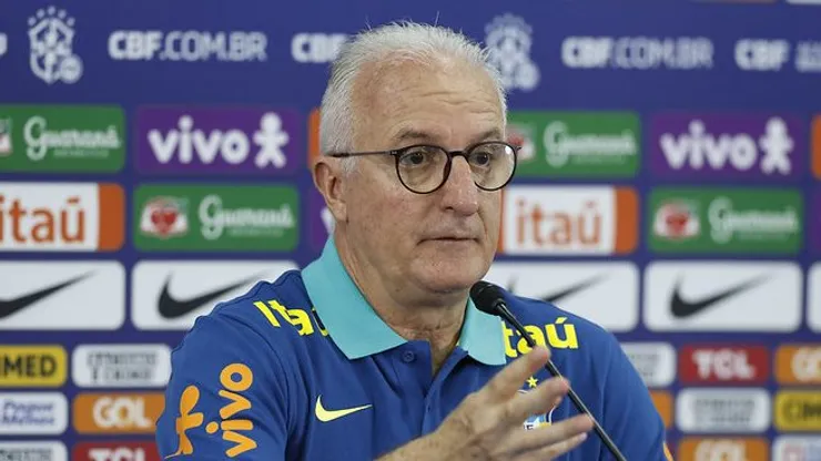 Doriva Jr. em coletiva depois de Brasil x Venezuela. Foto: Rafael Ribeiro/CBF