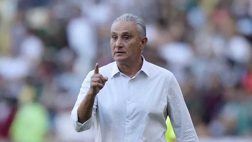Tite estaria chegando ao Grêmio para 2025 - Foto: Alexandre Loureiro/AGIF.