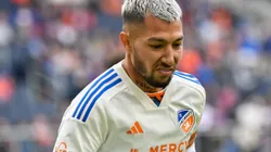 Foto: Jason Whitman - Luciano Acosta em ação pelo Cincinnati