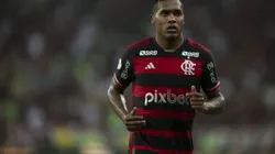 Lateral opinou sobre o confronto - Foto: Jorge Rodrigues/AGIF.