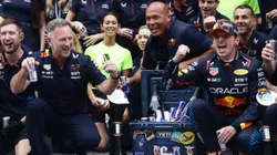 Horner e Verstappen comemorando a vitória no GP de Barcelona