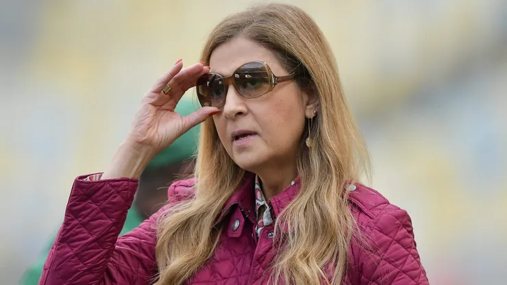 Foto: Thiago Ribeiro/AGIF - Leila Pereira acompanha Palmeiras em jogo no Maracanã