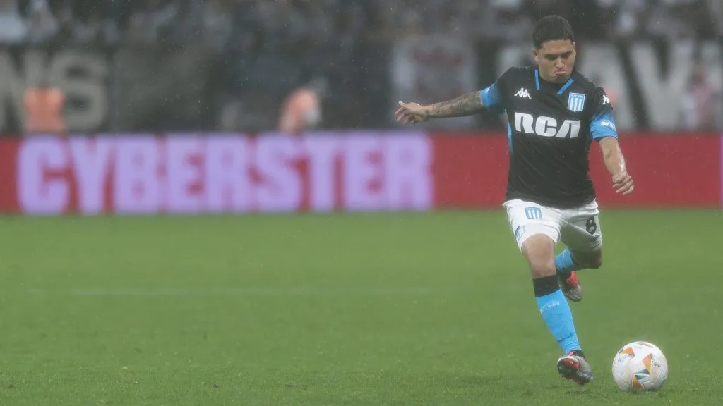 Quintero foi protagonista diante do Corinthians - Foto: Anderson Romão/AGIF.