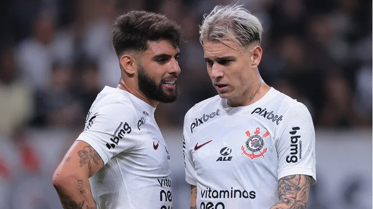 Yuri Alberto e Róger Guedes jogaram juntos no Corinthians
