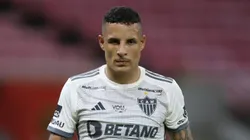 CBF faz comunicado ao Atlético sobre situação de Arana