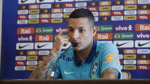 Guilherme Arana na Seleção Brasileira. Foto: Rafael Ribeiro/CBF