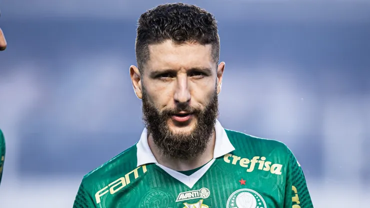 Volante pode deixar o Palmeiras - Foto: Abner Dourado/AGIF.
