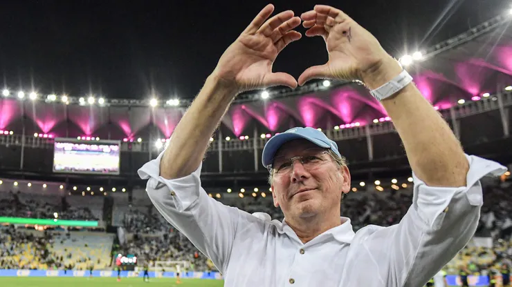 John Textor durante partida entre Botafogo e Criciúma, no Maracanã, pelo Campeonato Brasileiro.
