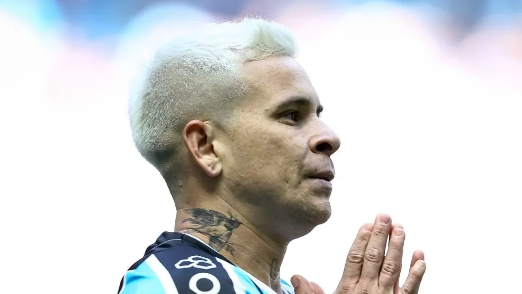 Foto: Pedro H. Tesch/Getty Images – Soteldo, atacante do Grêmio, que pertence ao Santos