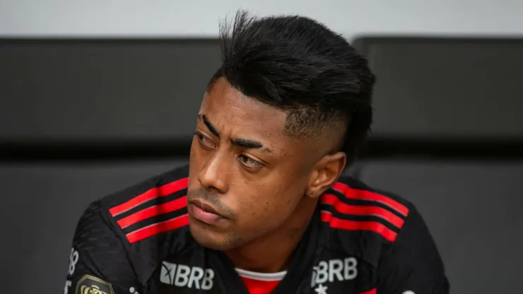 Bruno Henrique deve substituir Gabigol no ataque do Flamengo