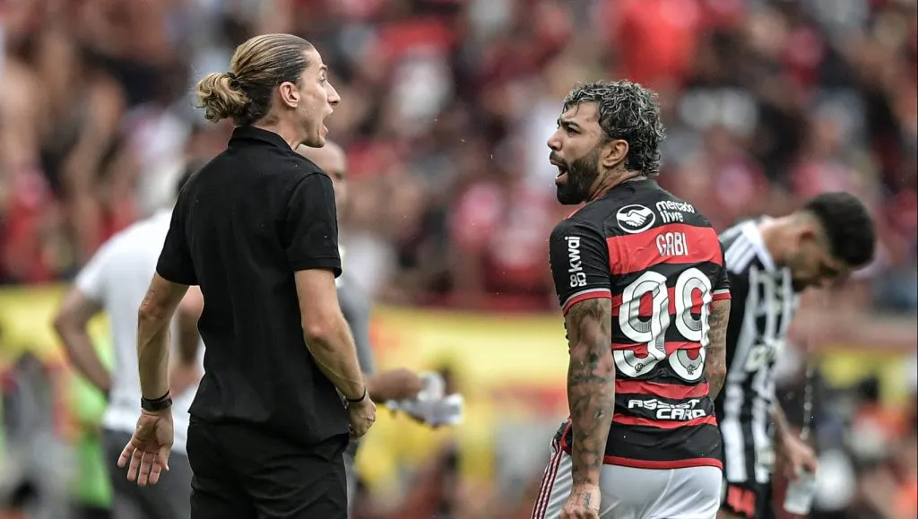 Filipe Luís e Gabigol na final da Copa do Brasil