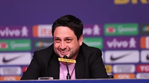 Arthur Elias, treinador da Seleção Brasileira anunciou durante coletiva de imprensa as jogadoras convocadas para os amistosos contra a Austrália