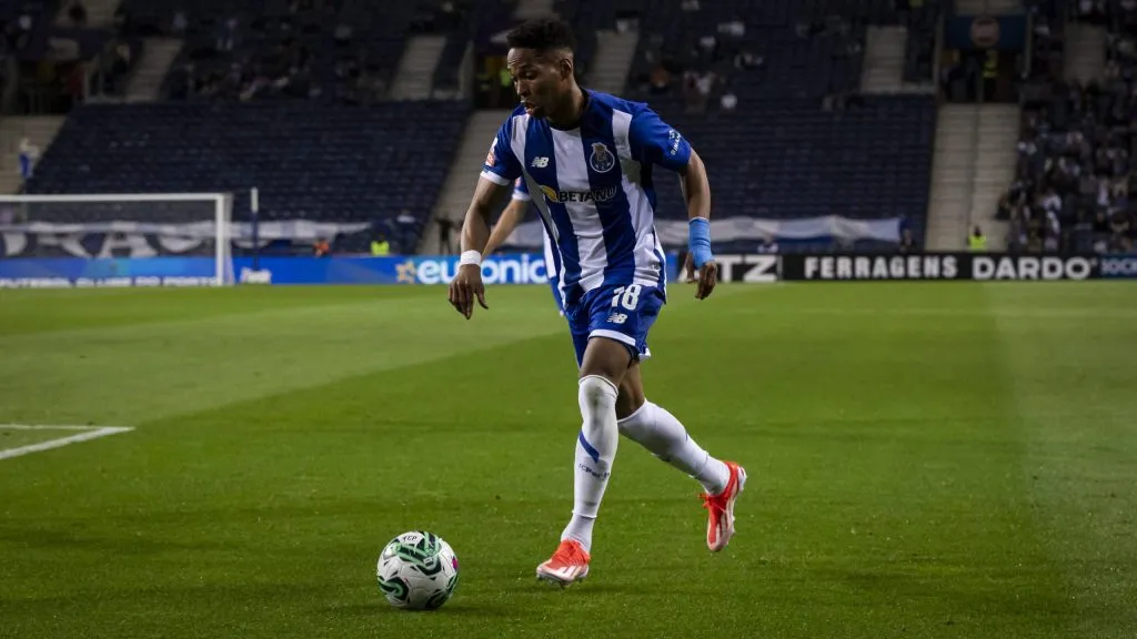 Wendell durante partida. Foto: Rita Franca/IMAGO/NurPhoto