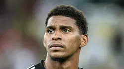 - Goleiro Hugo Souza