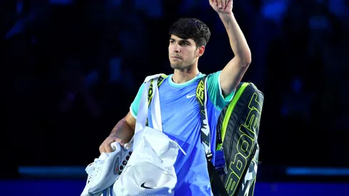 Alcaraz mostrou persistência para se manter no ATP Finals (Foto: Valerio Pennicino/Getty Images)