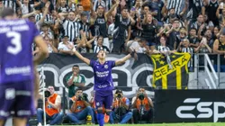 Erick Pulga, do Ceará, comemora seu gol durante partida contra o Avai no estadio Arena Castelao pela Série B (Foto: Baggio Rodrigues/AGIF)