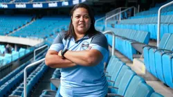 Técnica das Gurnias Gremistas, Thaissan Passos após coletiva de apresentação, na Arena do Grêmio