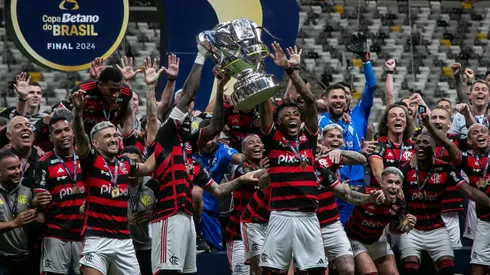 Campeão da Copa do Brasil pelo Flamengo pode sair em janeiro