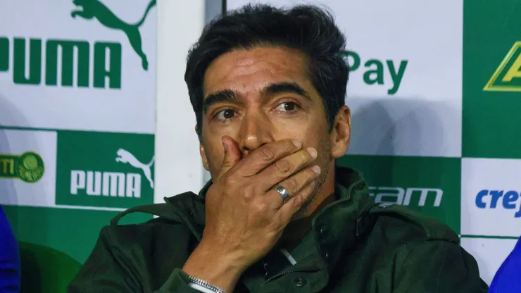 Abel Ferreira durante partida entre Palmeiras e Grêmio, no Allianz Parque, pelo Campeonato Brasileiro. Foto: Yuri Murakami